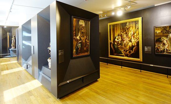 Misericordia do Porto Museum and Church